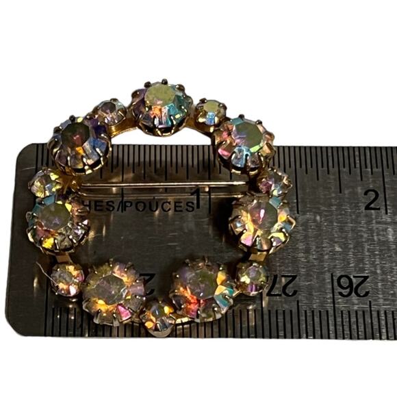 Vintage Aurora Borealis AB Rhinestone Circle Brooch Pin Round Gold Tone - Picture 3 of 4